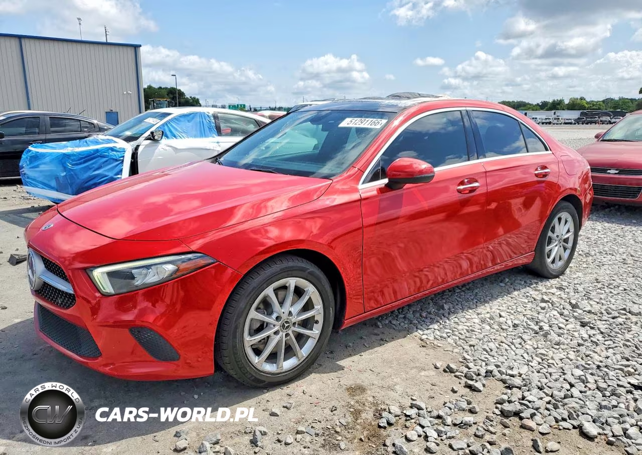 2019 Mercedes-Benz A 220
