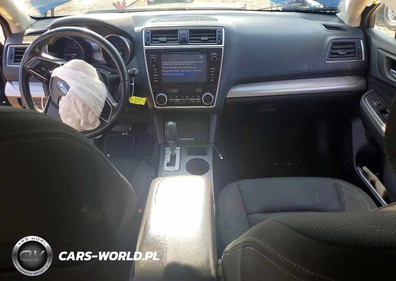 2018 Subaru Legacy 2.5I Premium VIN:4S3BNAC67J3013845 - 8