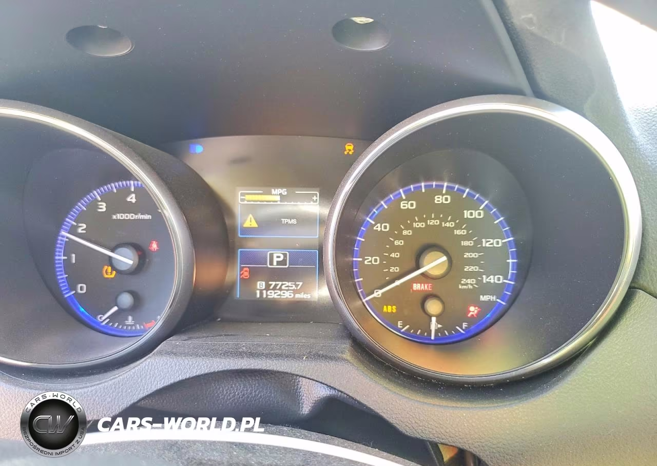 2018 Subaru Legacy 2.5I Premium VIN:4S3BNAC67J3013845 - 9
