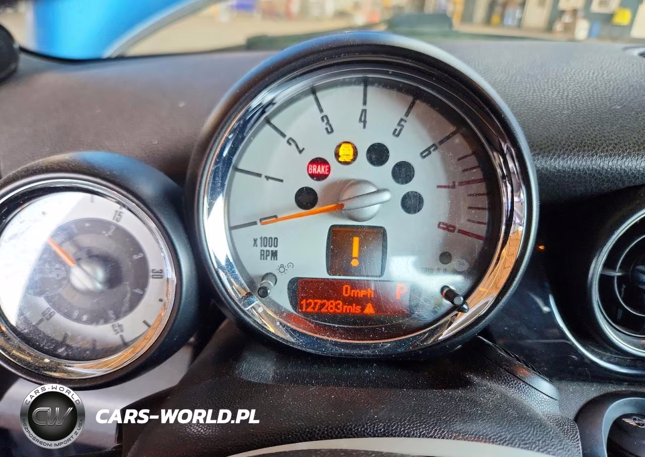 2011 Mini Cooper S VIN:WMWZP3C5XBTX82530 - 9