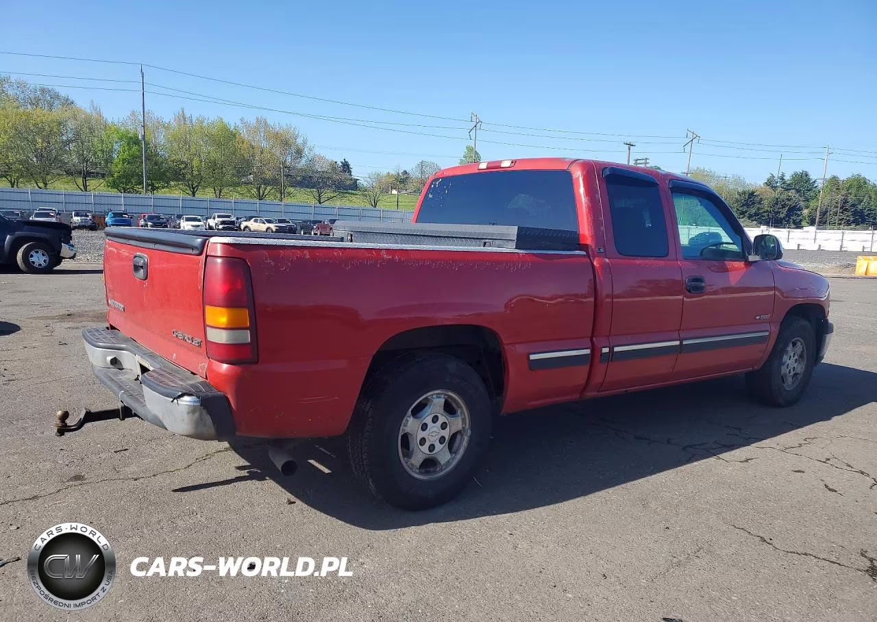 2002 Chevrolet Silverado C1500 VIN:2GCEC19VX21139867 - 3