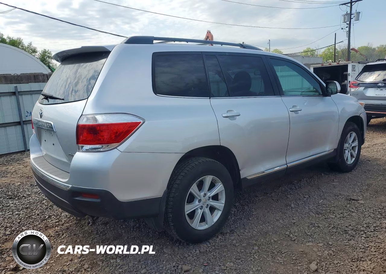 2013 Toyota Highlander Se VIN:5TDBK3EH5DS215458 - 3
