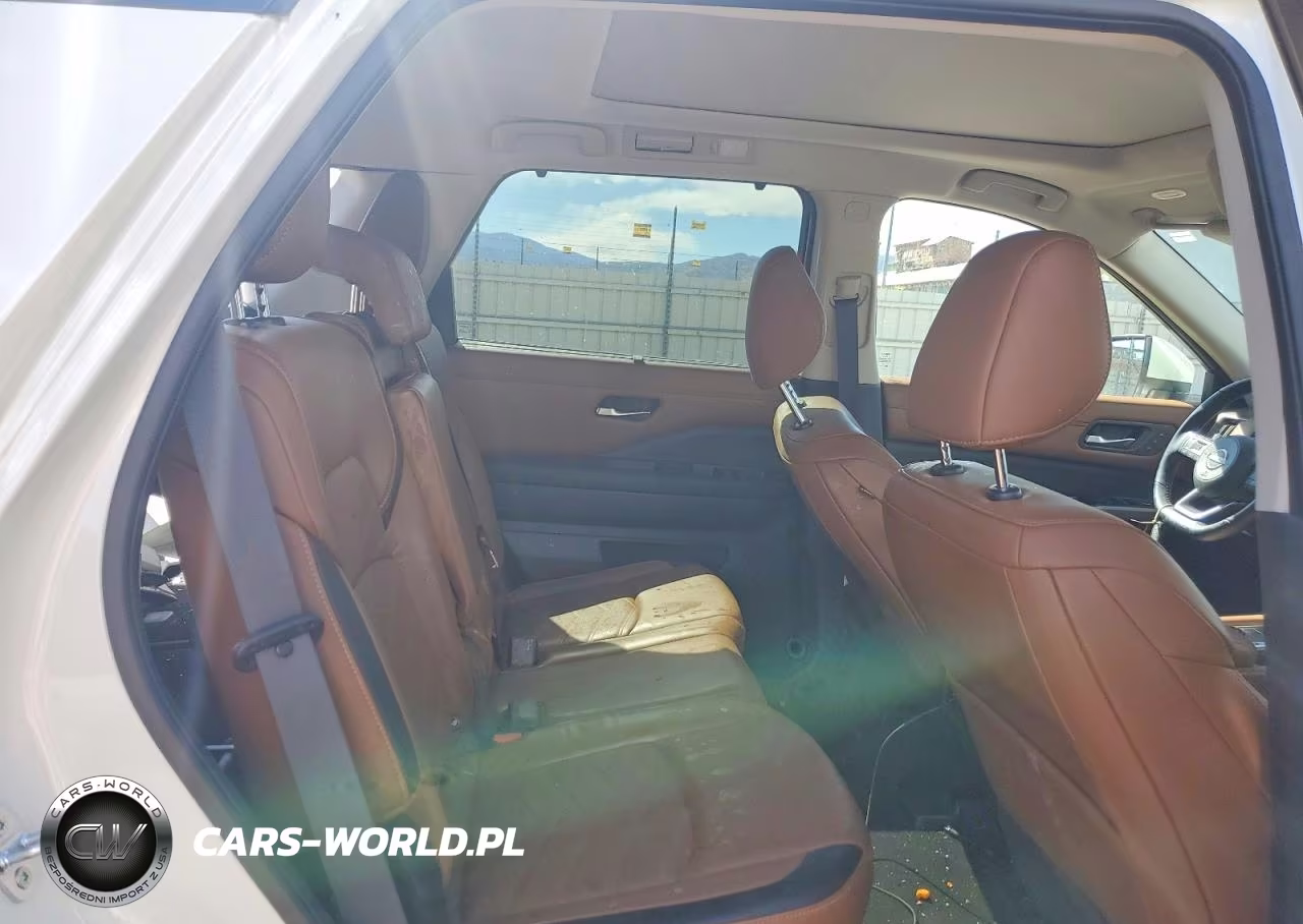 2022 Nissan Pathfinder Platinum VIN:5N1DR3DJ3NC268263 - 10
