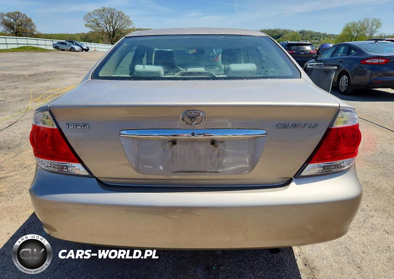 2005 Toyota Camry Le VIN:4T1BE32K35U593939 - 6