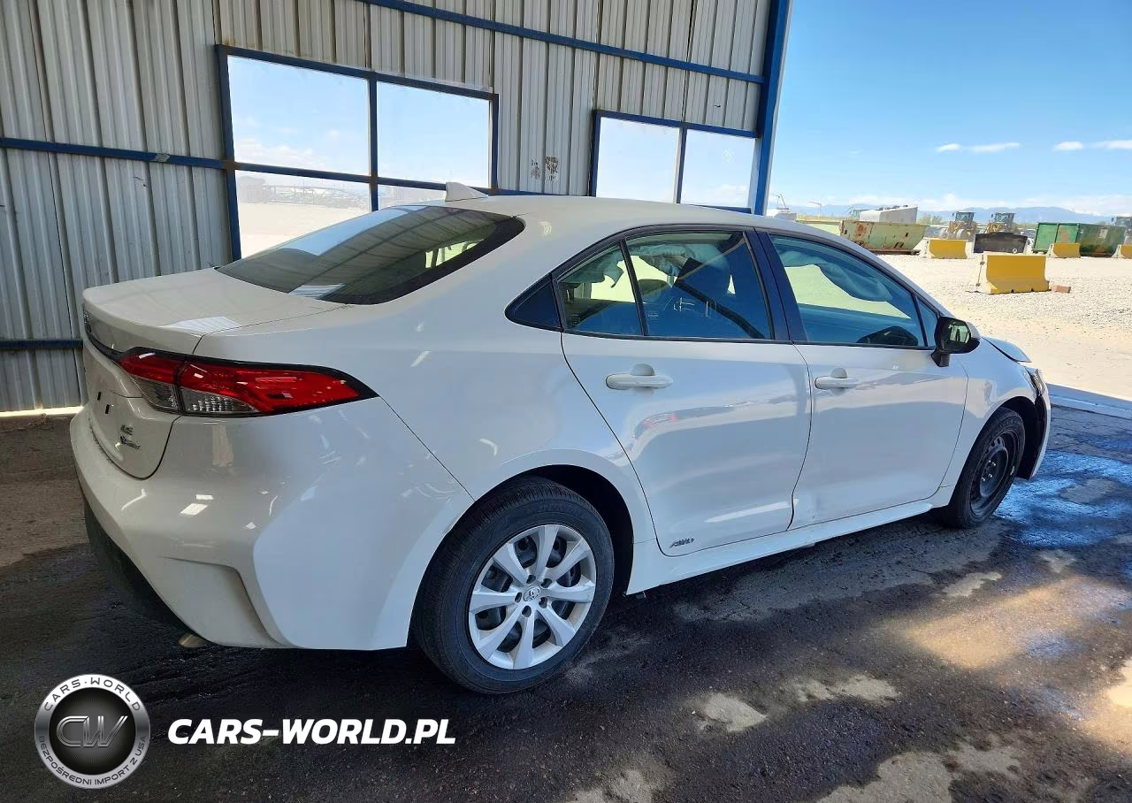 2025 Toyota Corolla Le VIN:JTDBDMHE9S3016672 - 3