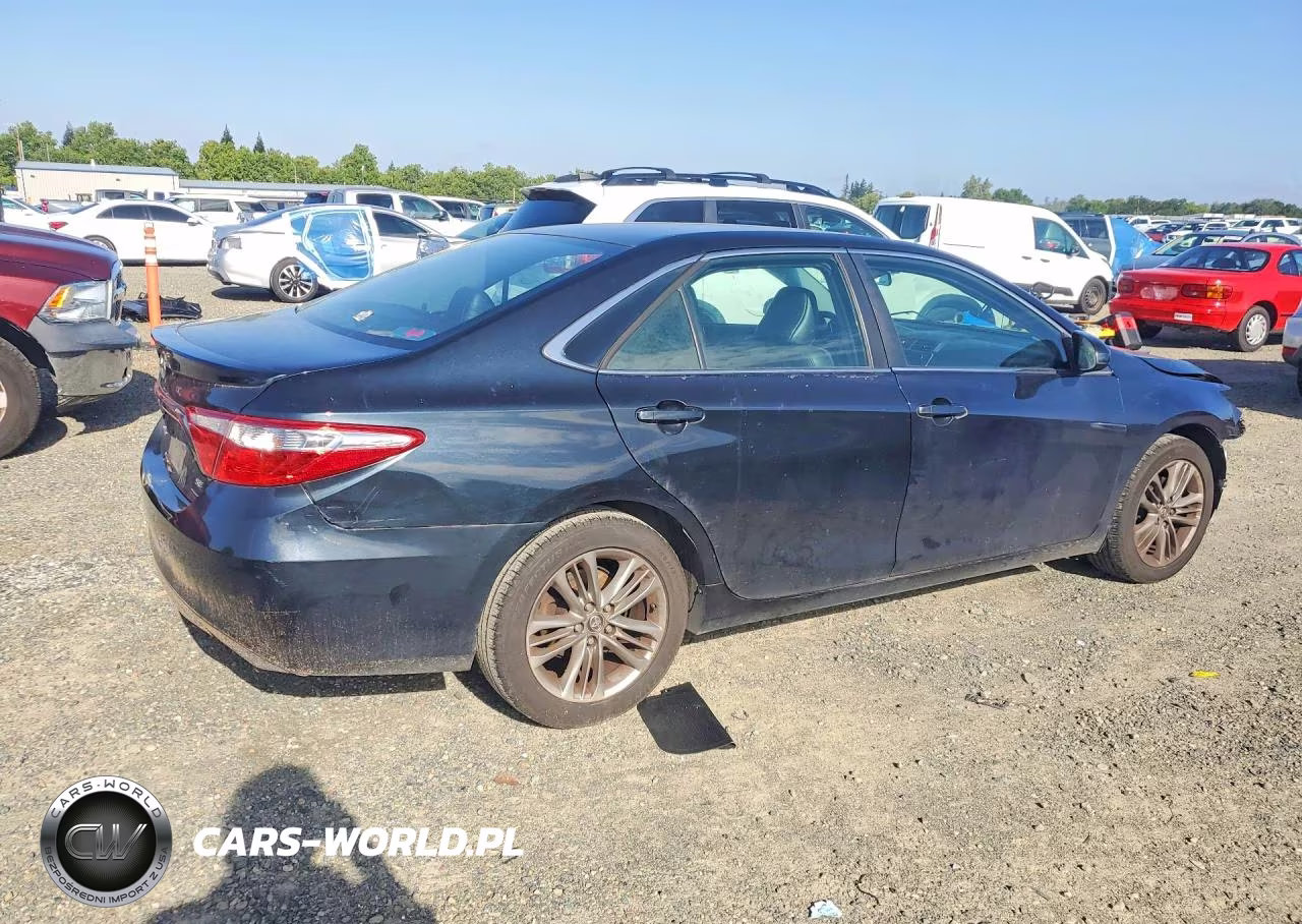 2016 Toyota Camry Se VIN:4T1BF1FK7GU141314 - 3