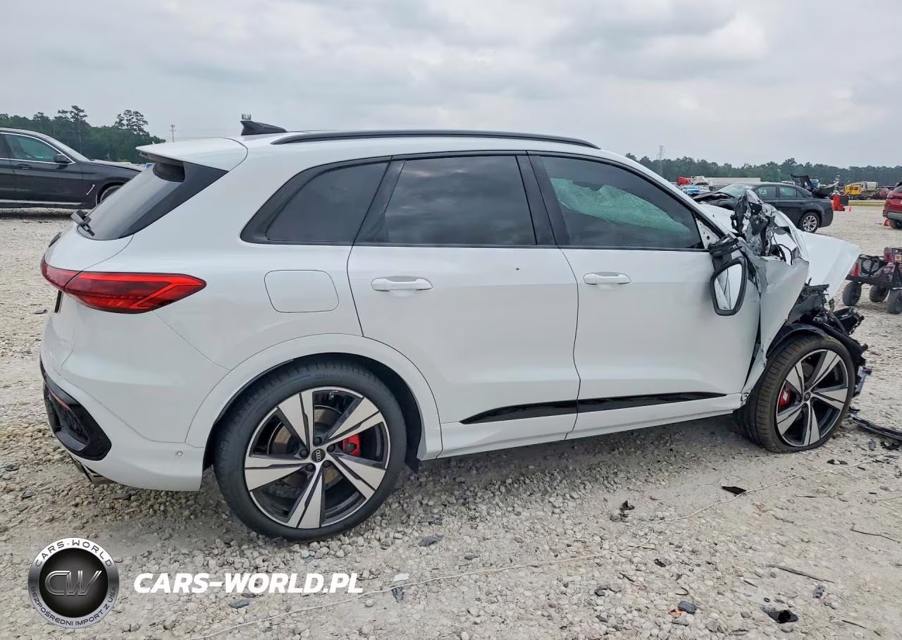 2025 Audi Sq5 Premium Plus VIN:WA125AGU2S2124717 - 3