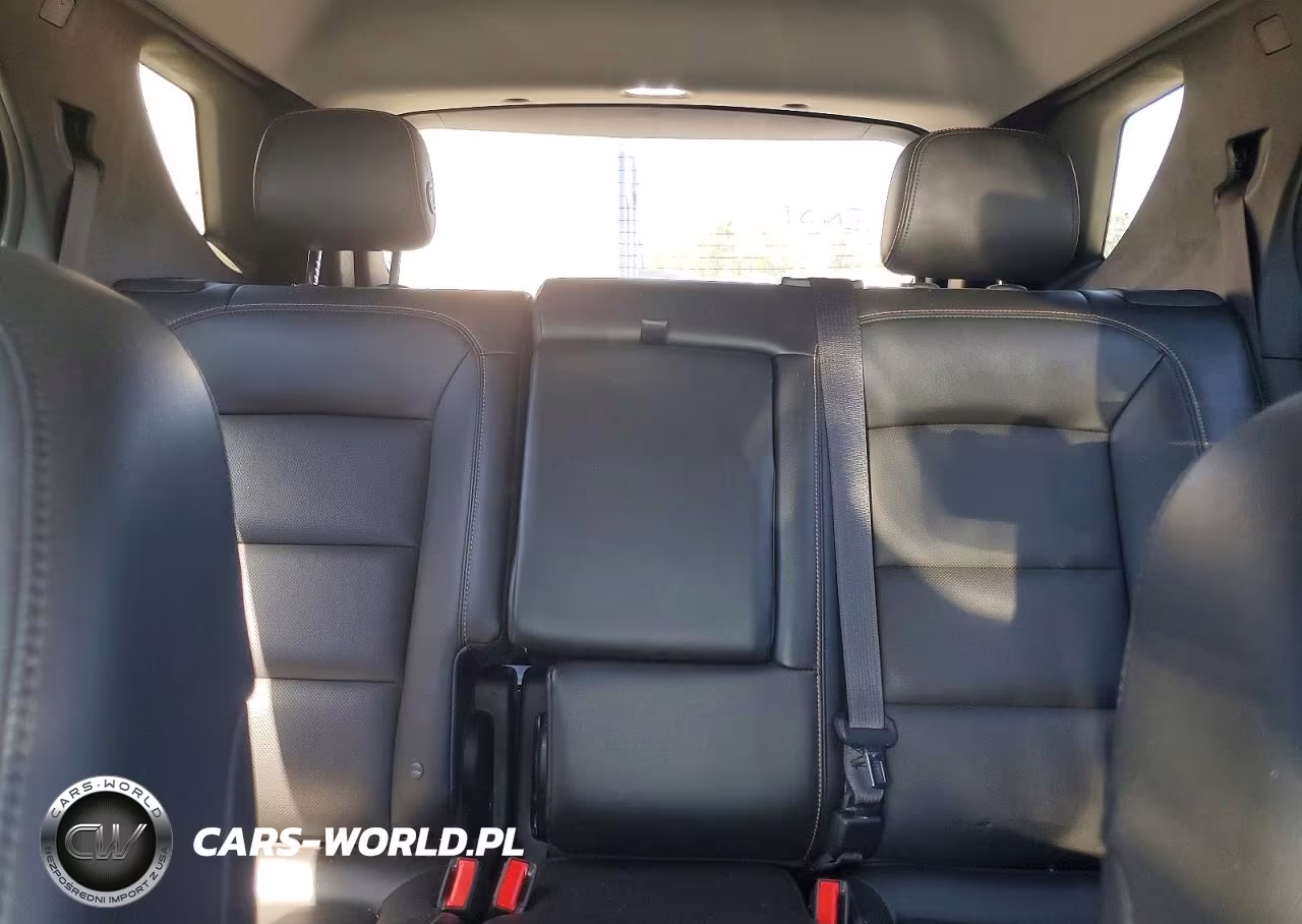 2020 Chevrolet Equinox Premier VIN:2GNAXNEV9L6110565 - 10