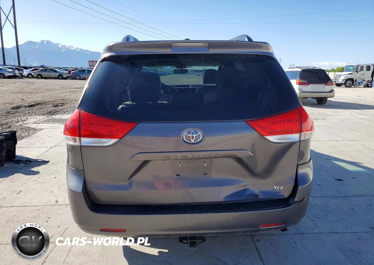 2014 Toyota Sienna Xle 8-Passenger VIN:5TDYK3DC0ES503258 - 6
