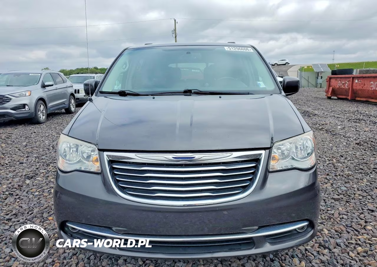 2016 Chrysler Town & Country Touring VIN:2C4RC1BG0GR121044 - 5