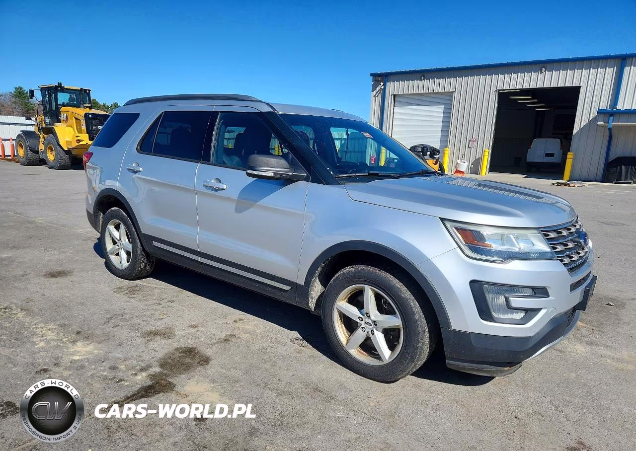 2016 Ford Explorer Xlt VIN:1FM5K8D82GGC10157 - 4
