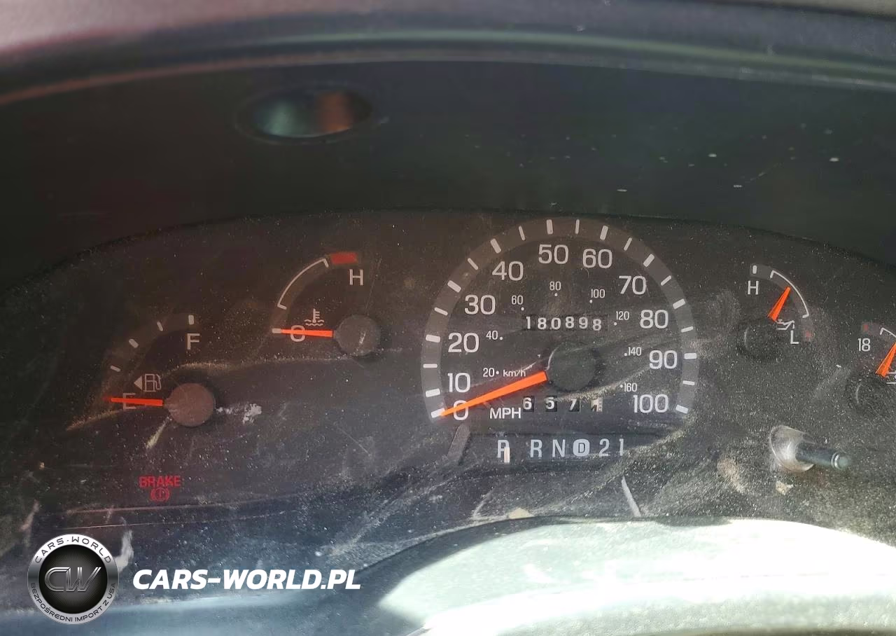 2001 Ford Econoline E350 Super Duty Van VIN:1FTSE34L91HB69775 - 9