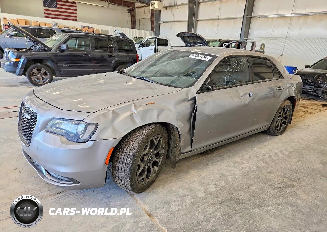 2016 Chrysler 300 S