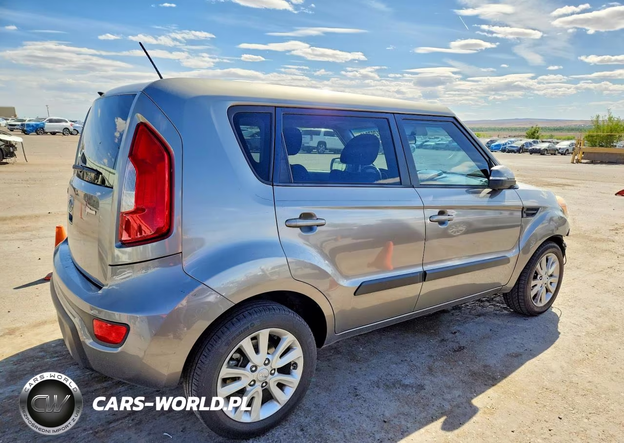 2012 Kia Soul VIN:KNDJT2A63C7358635 - 3