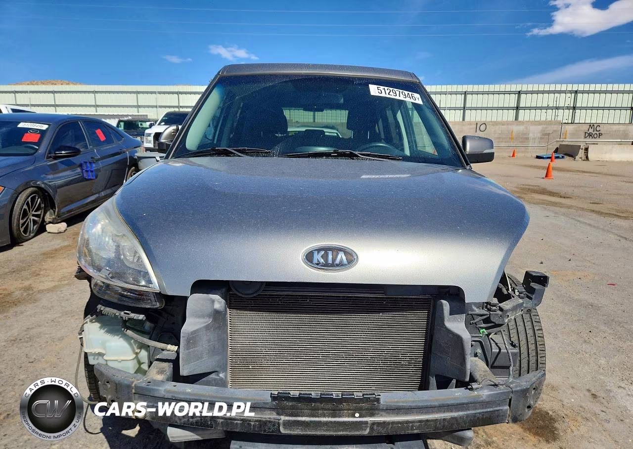 2012 Kia Soul VIN:KNDJT2A63C7358635 - 5