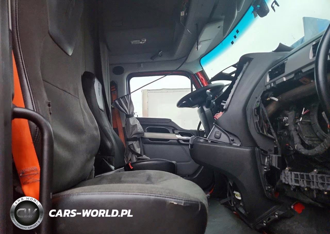 2022 Kenworth Constructi - Semi Truck VIN:1XKYD49X5NJ483814 - 5