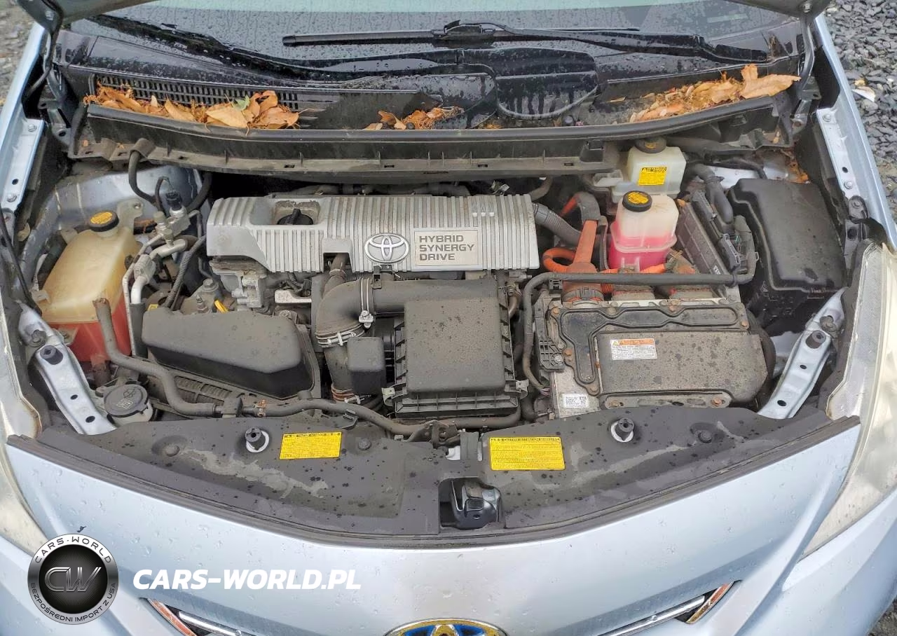 2014 Toyota Prius V Two VIN:JTDZN3EU9E3320011 - 11