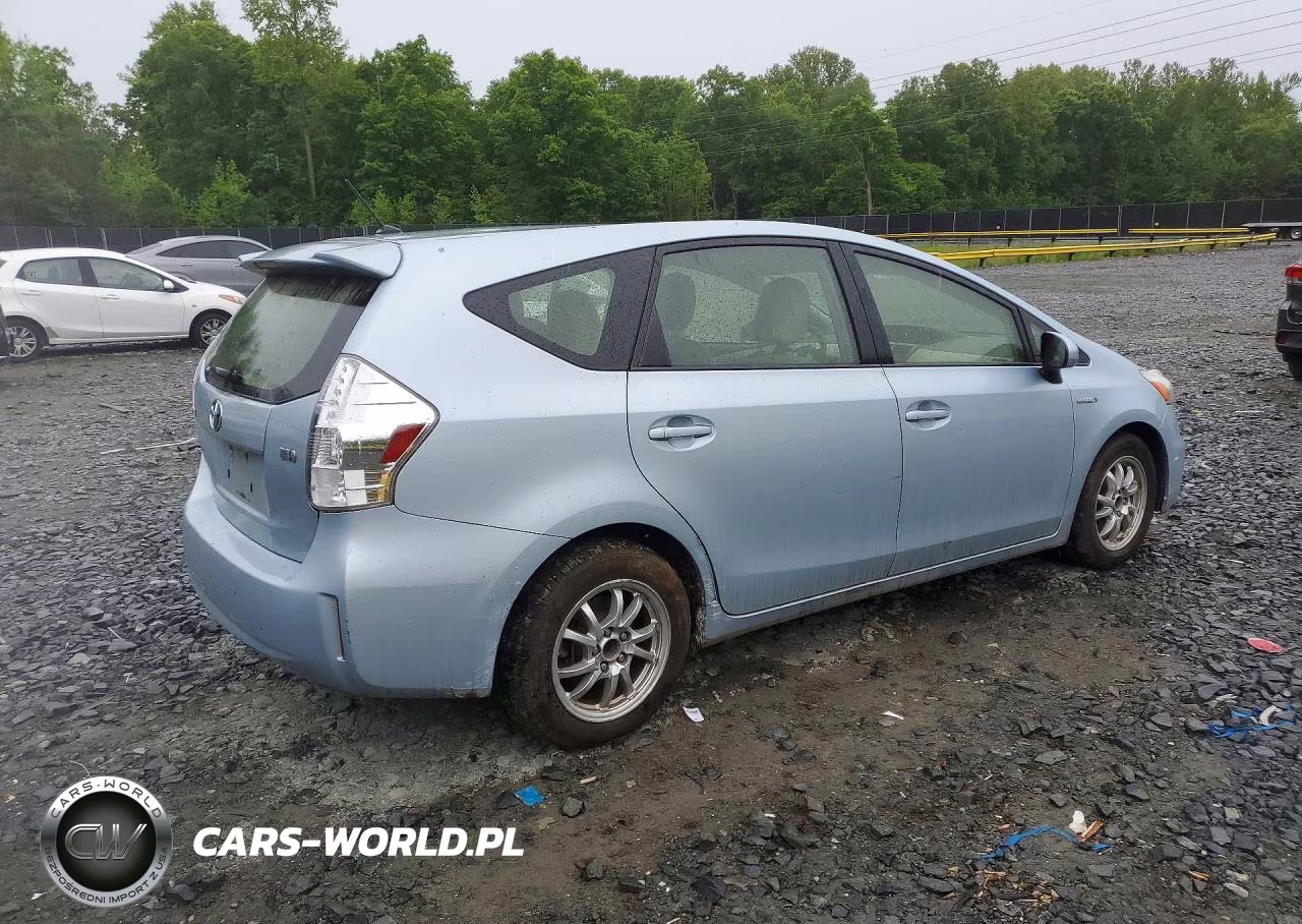 2014 Toyota Prius V Two VIN:JTDZN3EU9E3320011 - 3