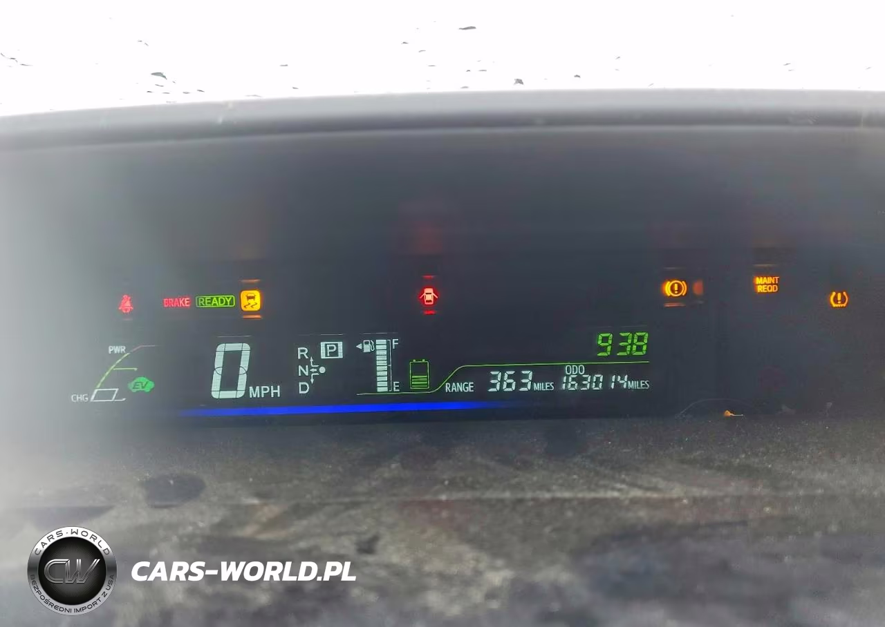 2014 Toyota Prius V Two VIN:JTDZN3EU9E3320011 - 9
