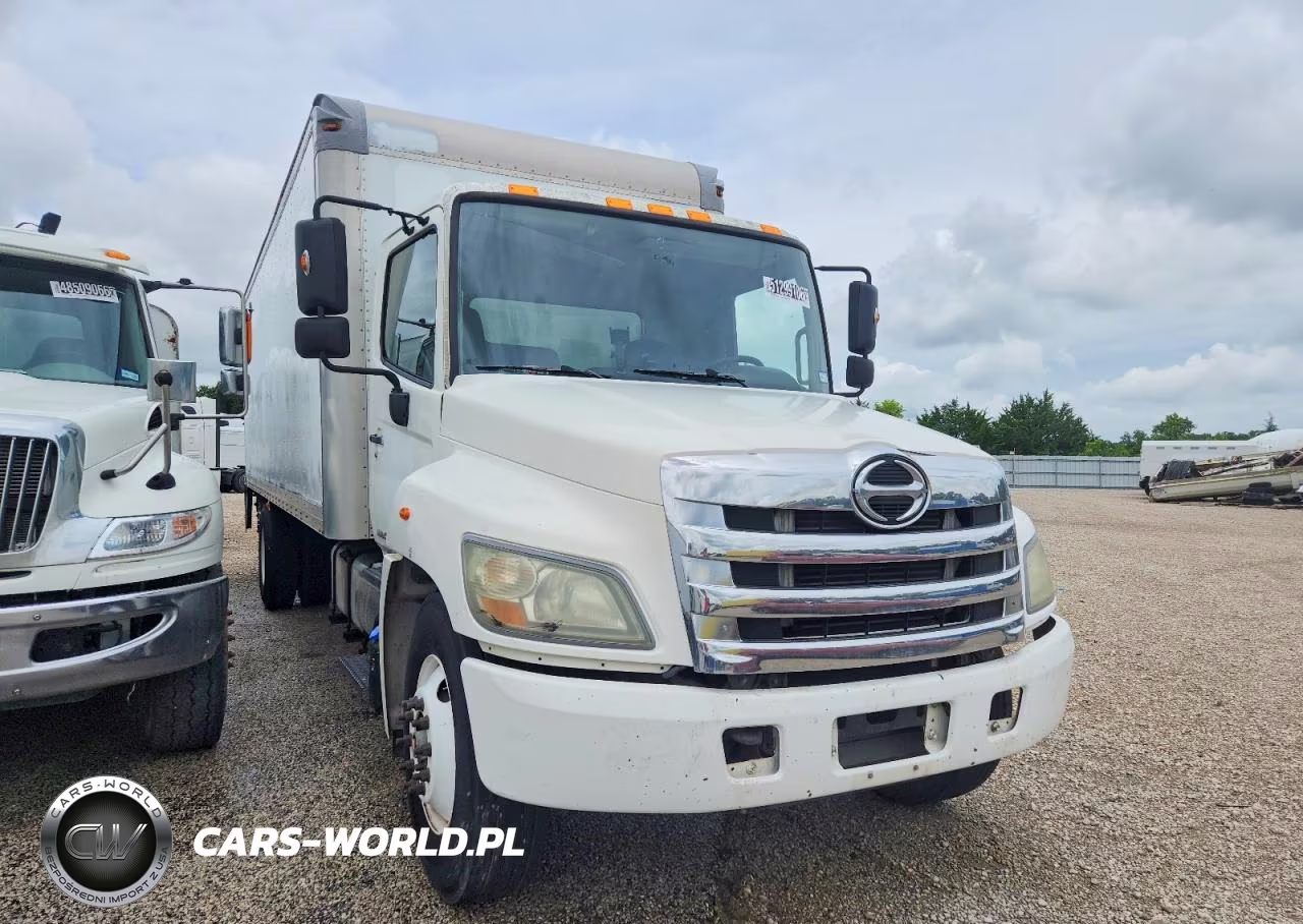 2012 Hino Hino 338