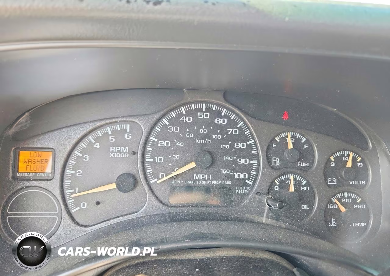 2002 Chevrolet Tahoe C1500 VIN:1GNEC13V02R272838 - 9