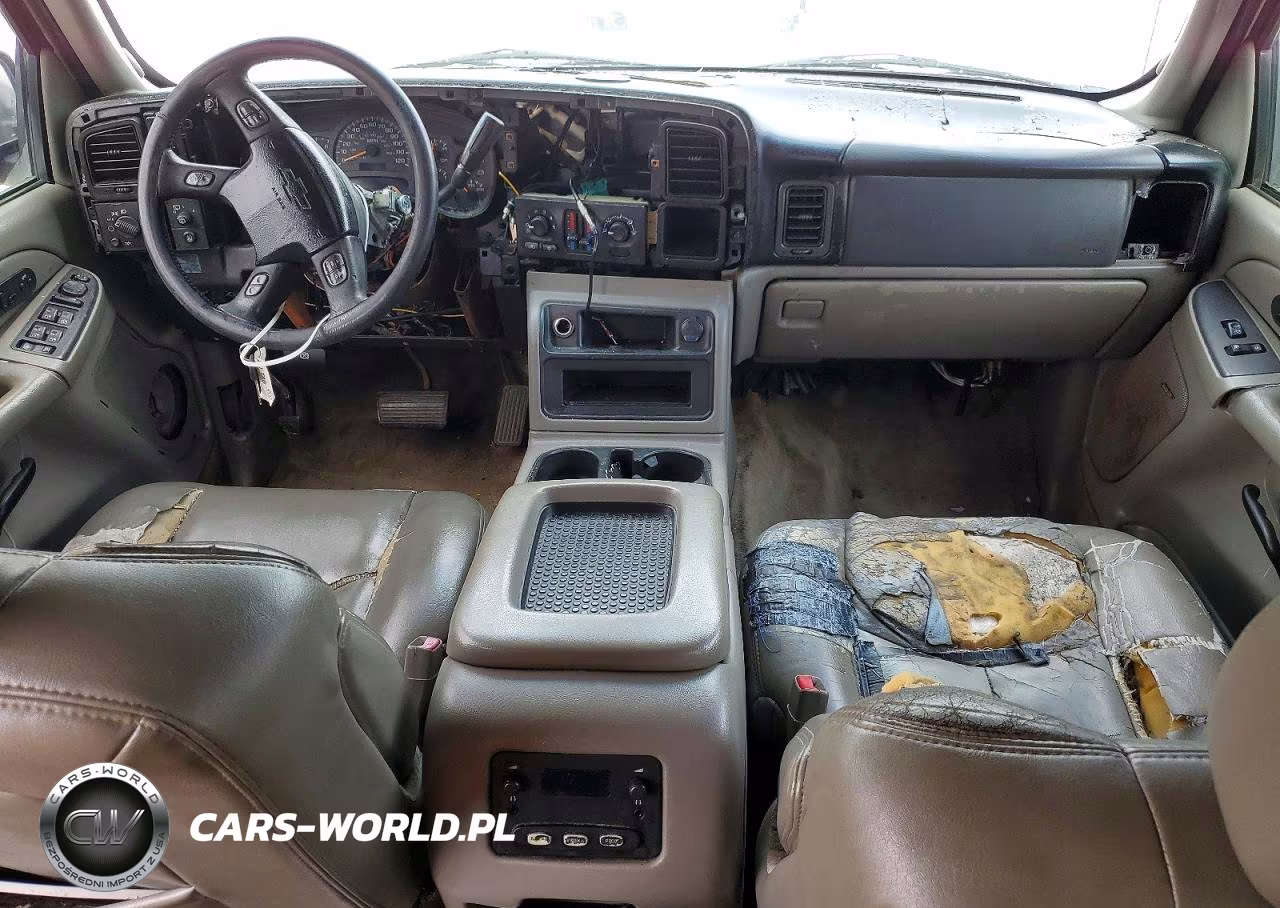 2004 Chevrolet Suburban K1500 VIN:3GNFK16Z94G110912 - 8