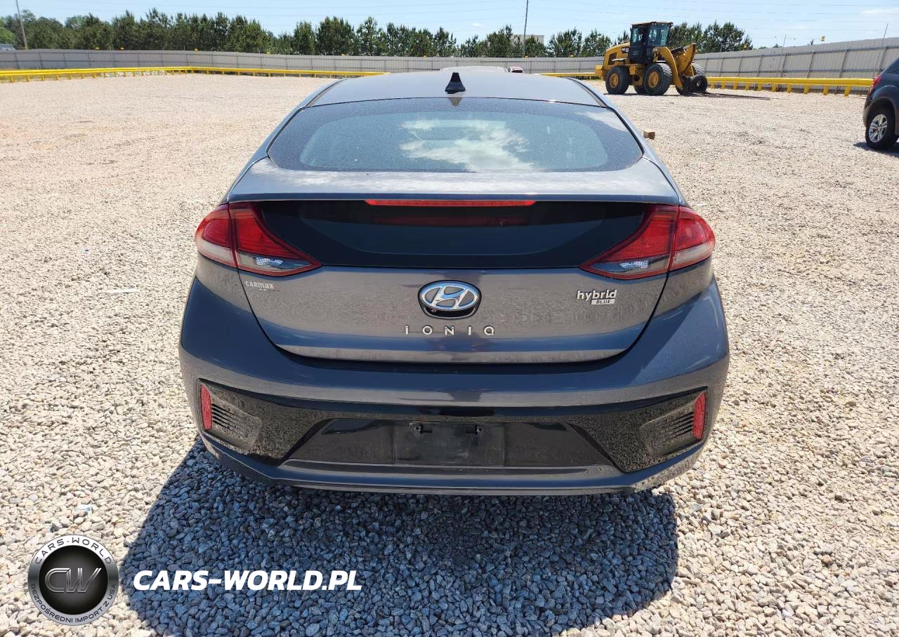 2018 Hyundai Ioniq Blue VIN:KMHC65LC4JU087423 - 6