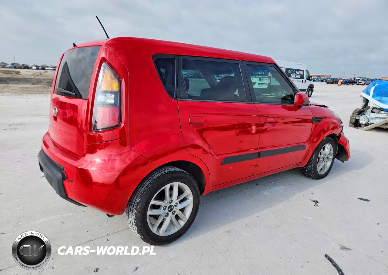 2010 Kia Soul + VIN:KNDJT2A26A7069758 - 3