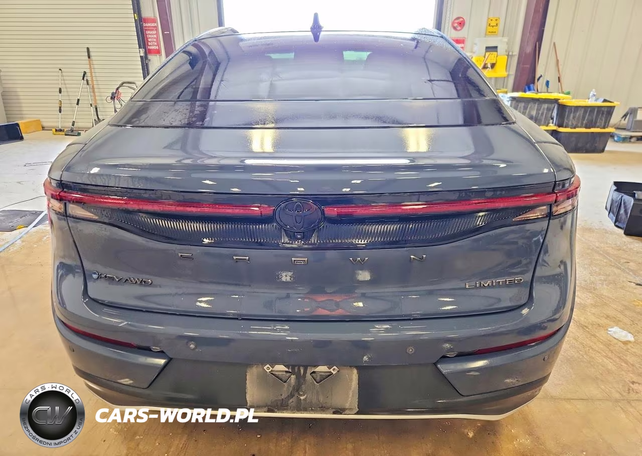 2026 Toyota Crown Nightshade VIN:JTDAAAAF5T3044038 - 6
