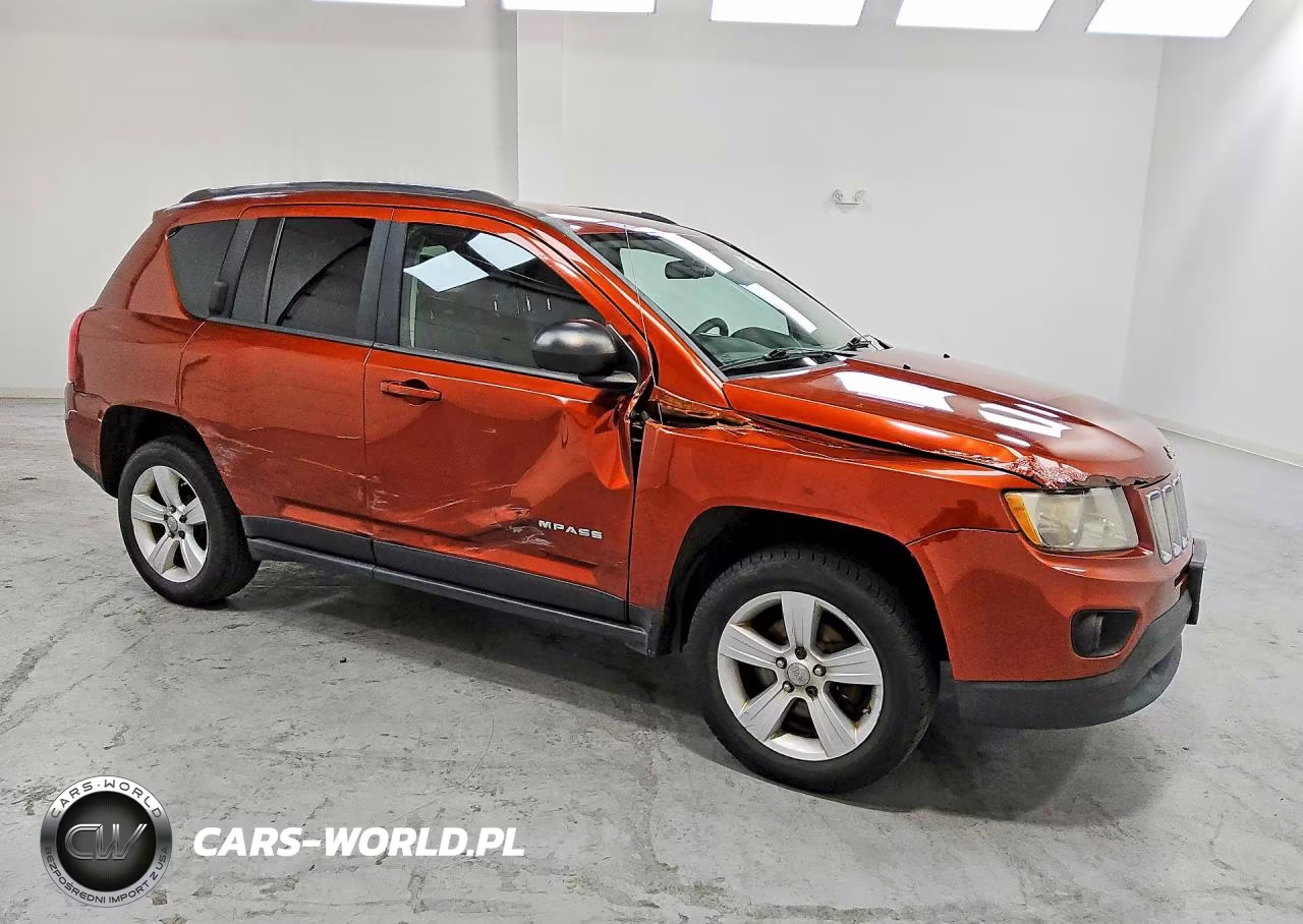2012 Jeep Compass Sport VIN:1C4NJCBA8CD605892 - 4