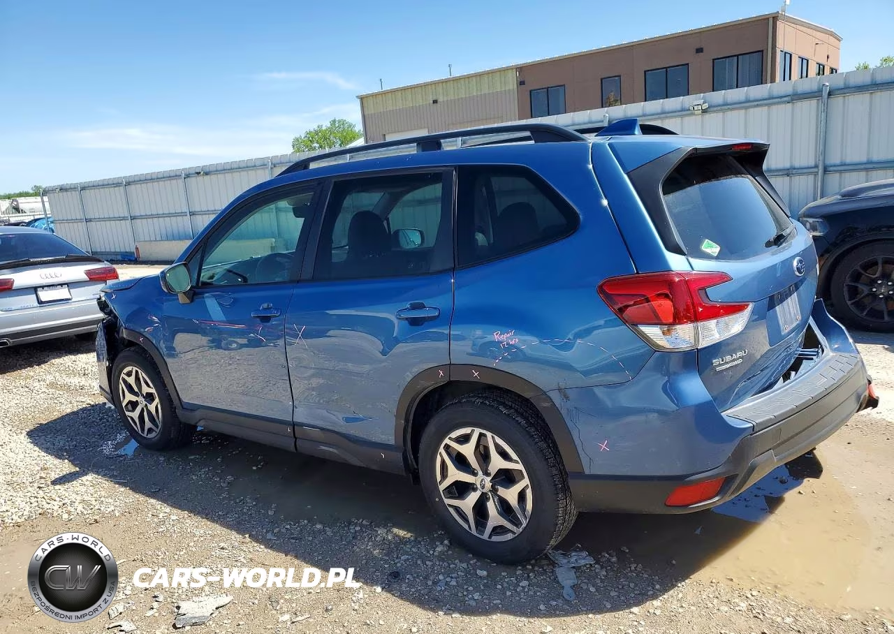 2021 Subaru Forester Premium VIN:JF2SKAJC1MH410350 - 2