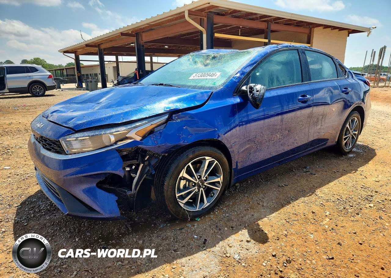 2024 Kia Forte Lxs