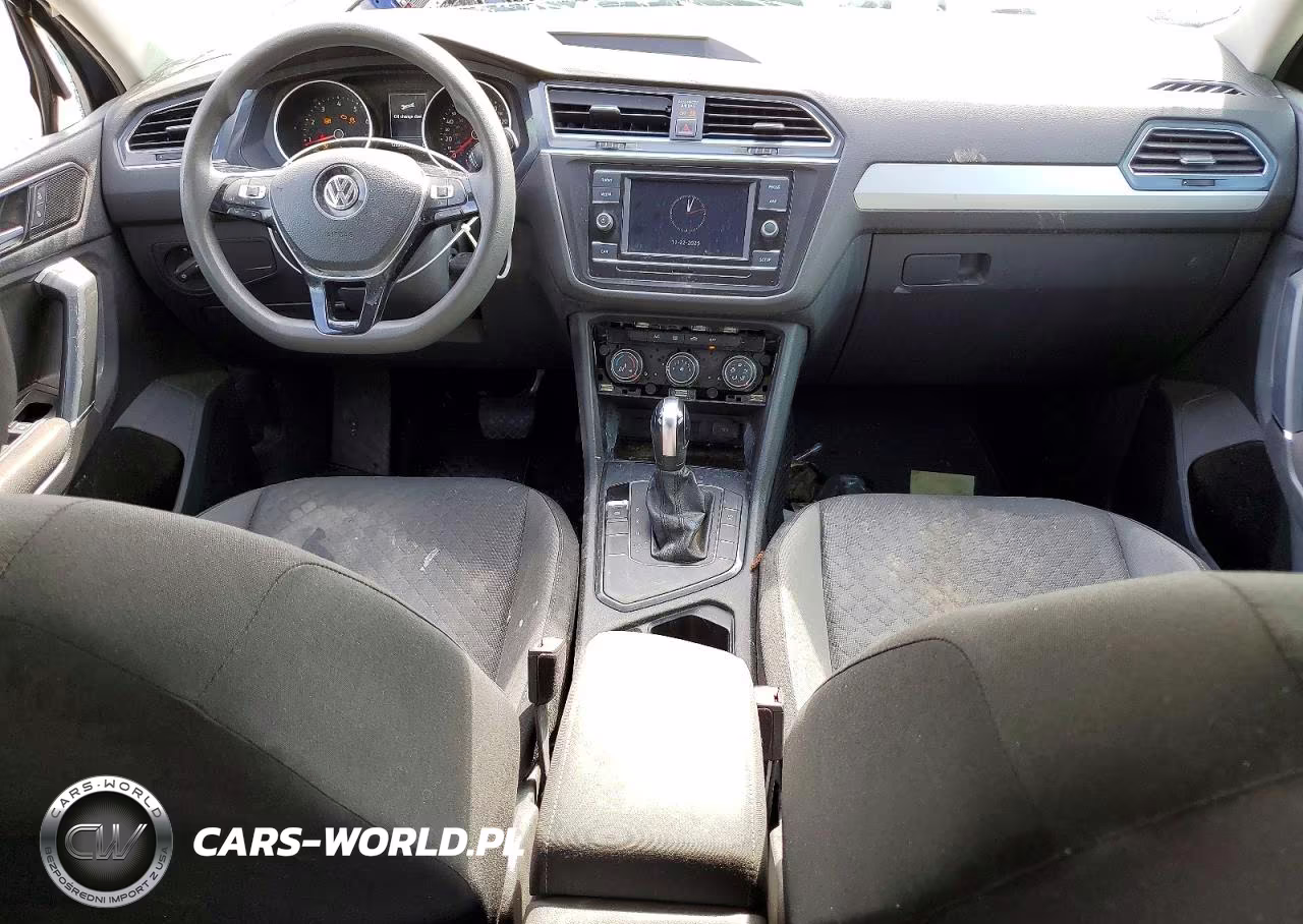 2018 Volkswagen Tiguan S VIN:3VV1B7AX2JM074054 - 8