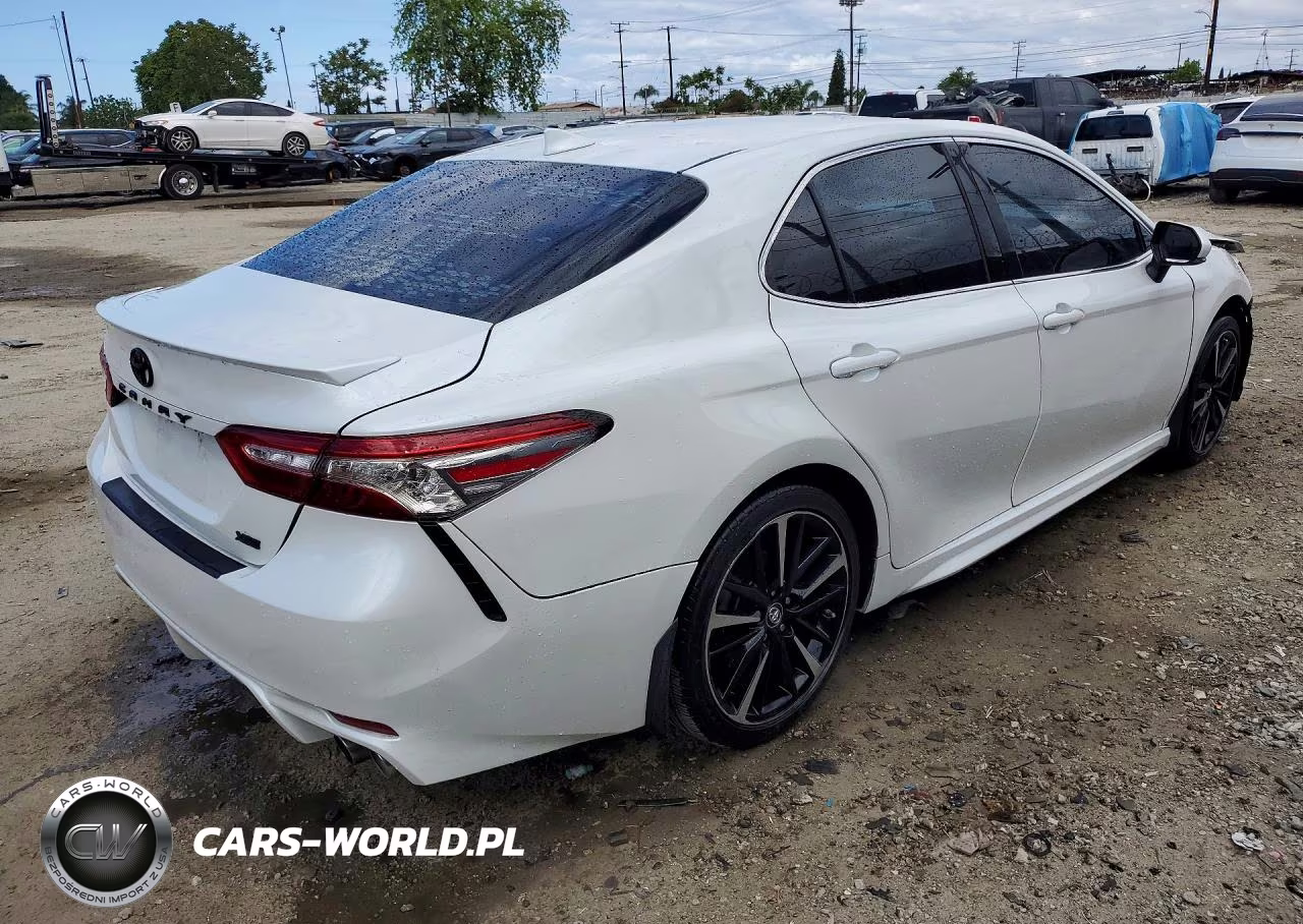 2019 Toyota Camry Xse VIN:4T1B61HK6KU850337 - 3