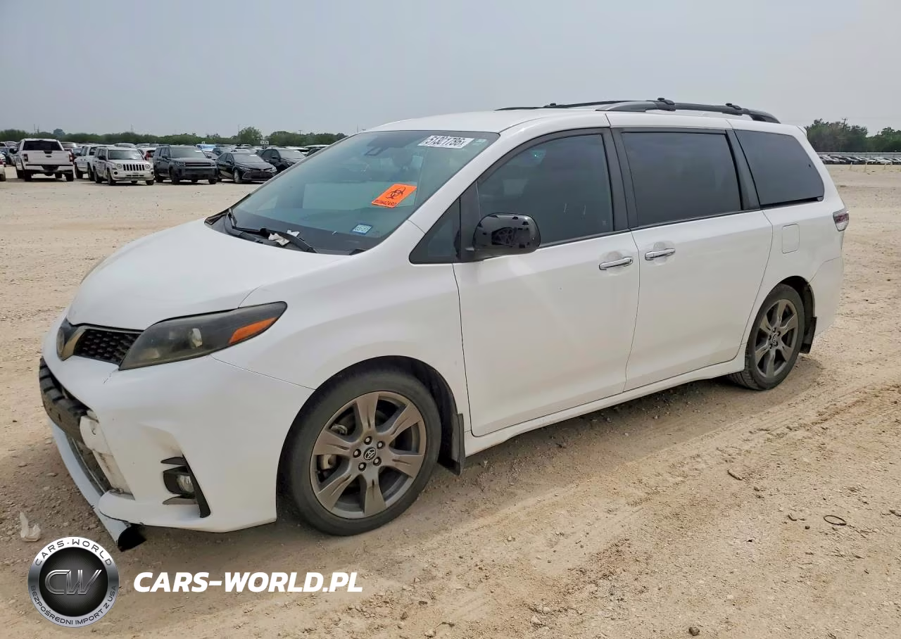 2020 Toyota Sienna Se 8-Passenger