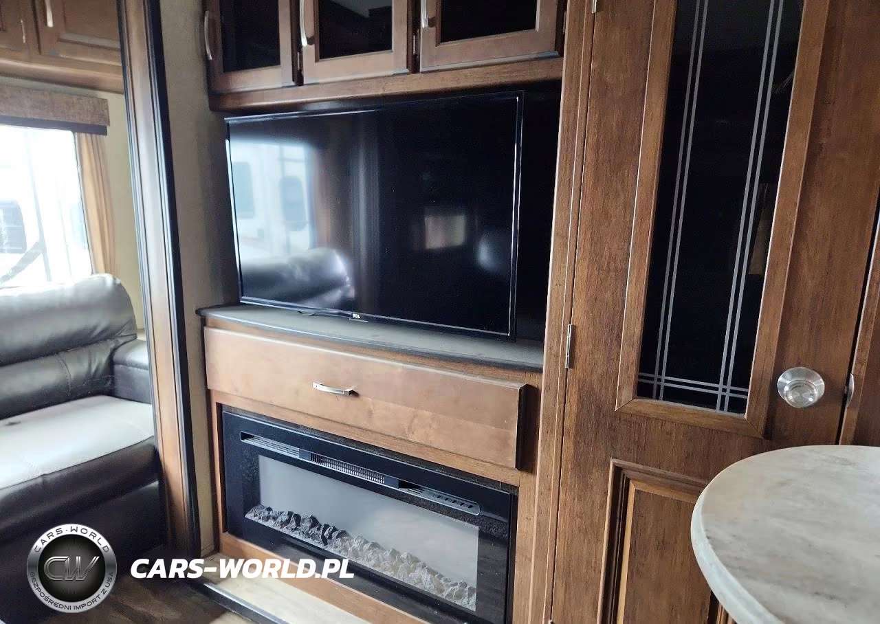 2019 Grand Design Reflection Camper VIN:573FR3628K3324317 - 8