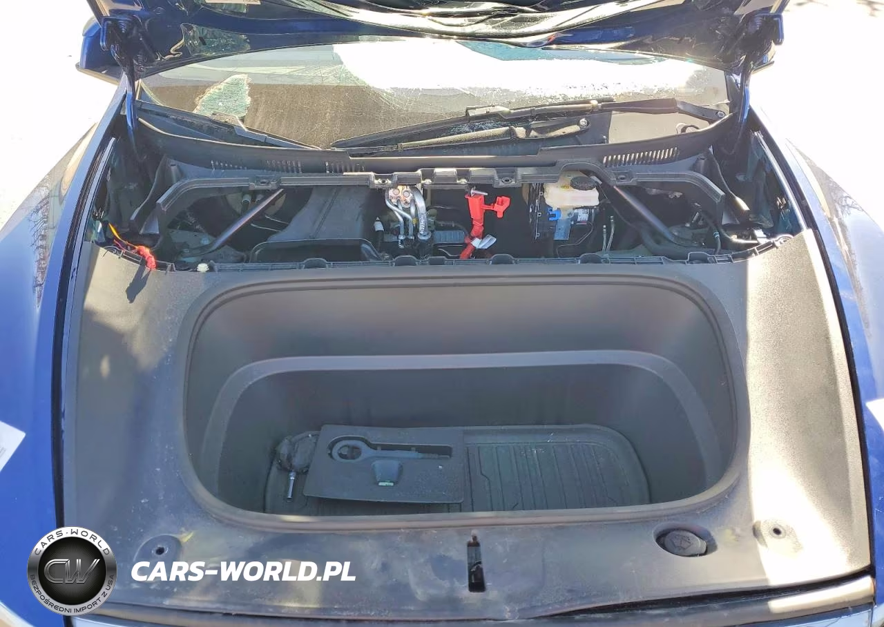 2026 Tesla Model Y VIN:7SAYGDEE4TA406119 - 11