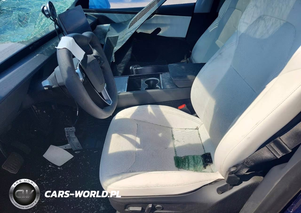 2026 Tesla Model Y VIN:7SAYGDEE4TA406119 - 7