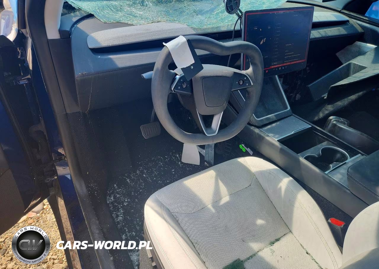 2026 Tesla Model Y VIN:7SAYGDEE4TA406119 - 8