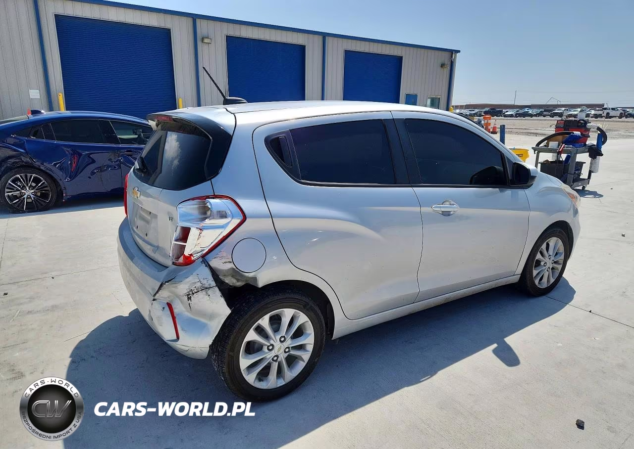2020 Chevrolet Spark 1Lt VIN:KL8CD6SA4LC447324 - 3