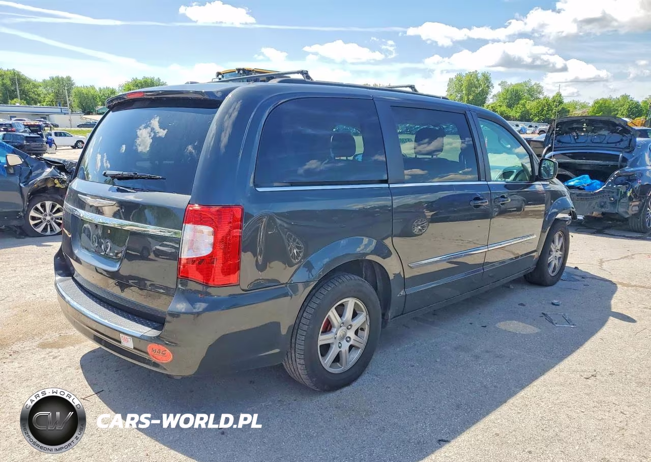 2012 Chrysler Town & Country Touring VIN:2C4RC1BG4CR159189 - 3