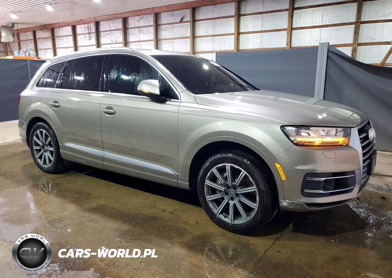 2017 Audi Q7 Premium Plus VIN:WA1LAAF72HD036033 - 4