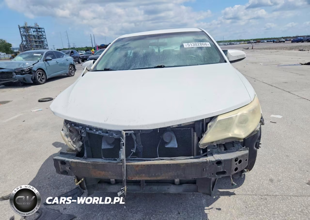 2014 Toyota Camry Se VIN:4T1BF1FK4EU792770 - 5