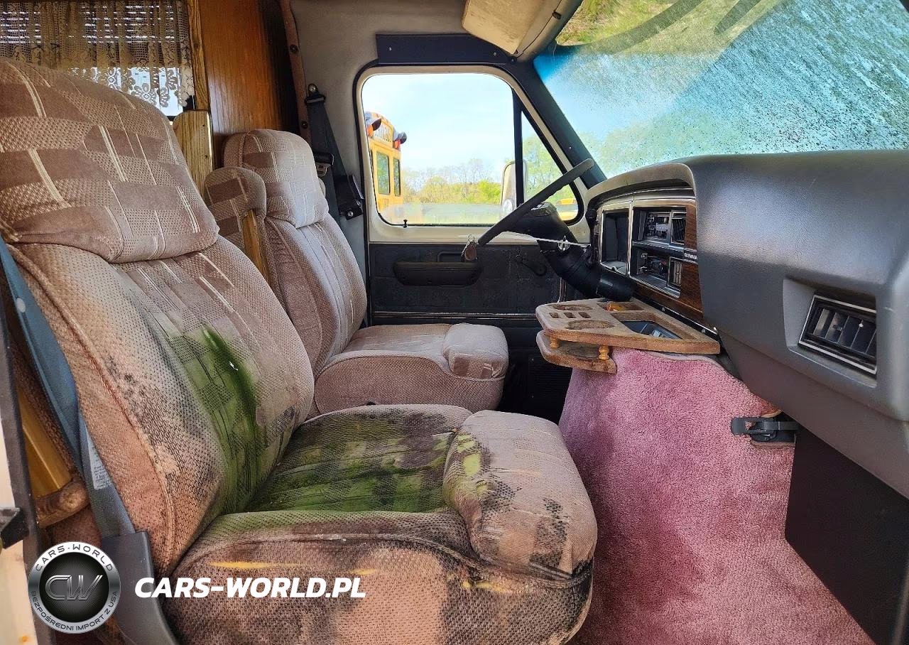 1990 Ford Econoline E350 Cutaway Van VIN:1FDKE30G0LHA27824 - 5