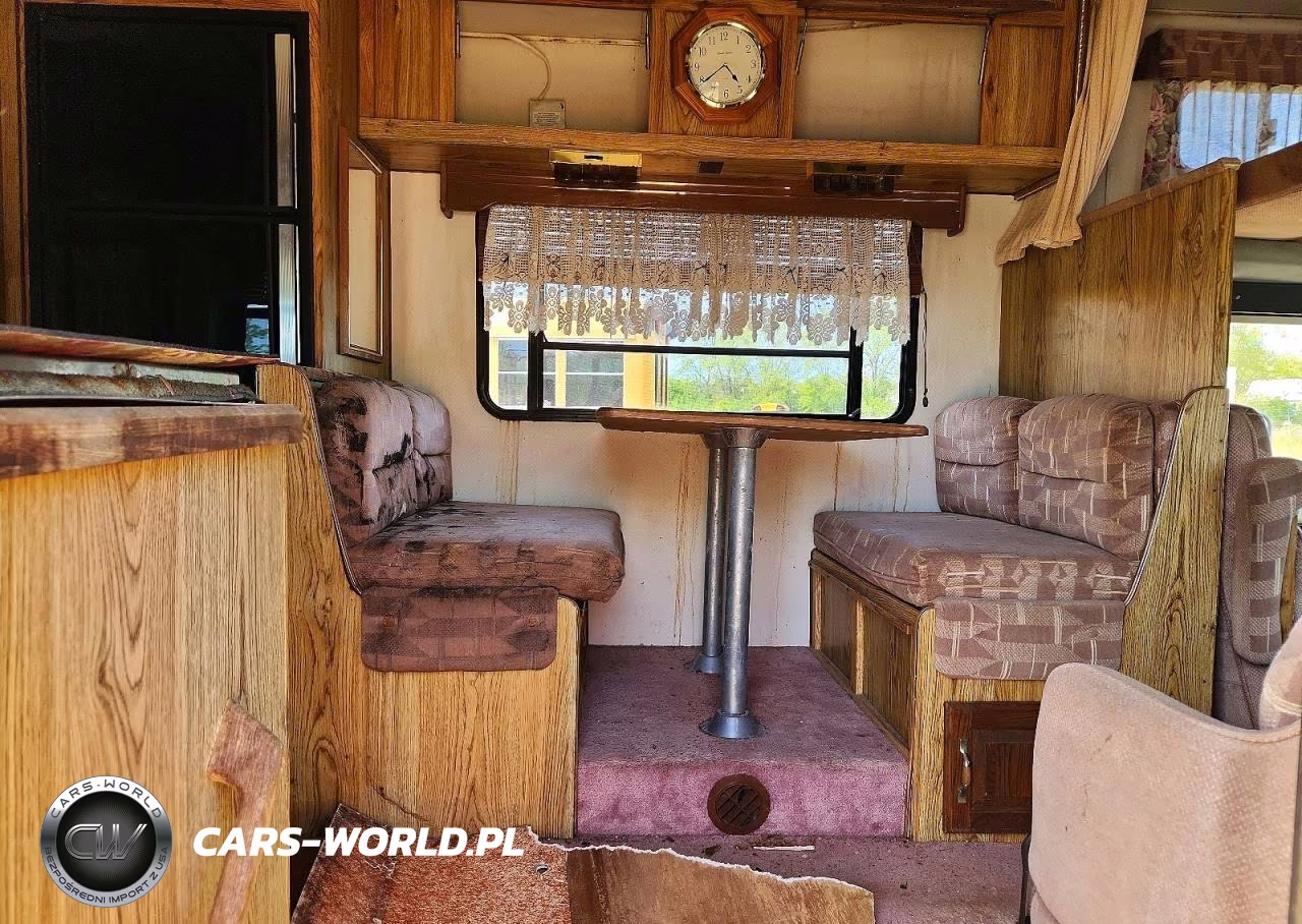 1990 Ford Econoline E350 Cutaway Van VIN:1FDKE30G0LHA27824 - 6