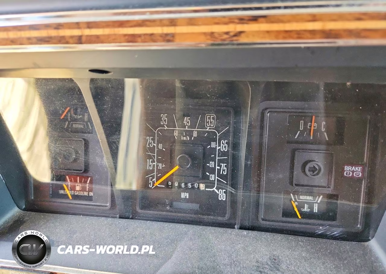 1990 Ford Econoline E350 Cutaway Van VIN:1FDKE30G0LHA27824 - 8