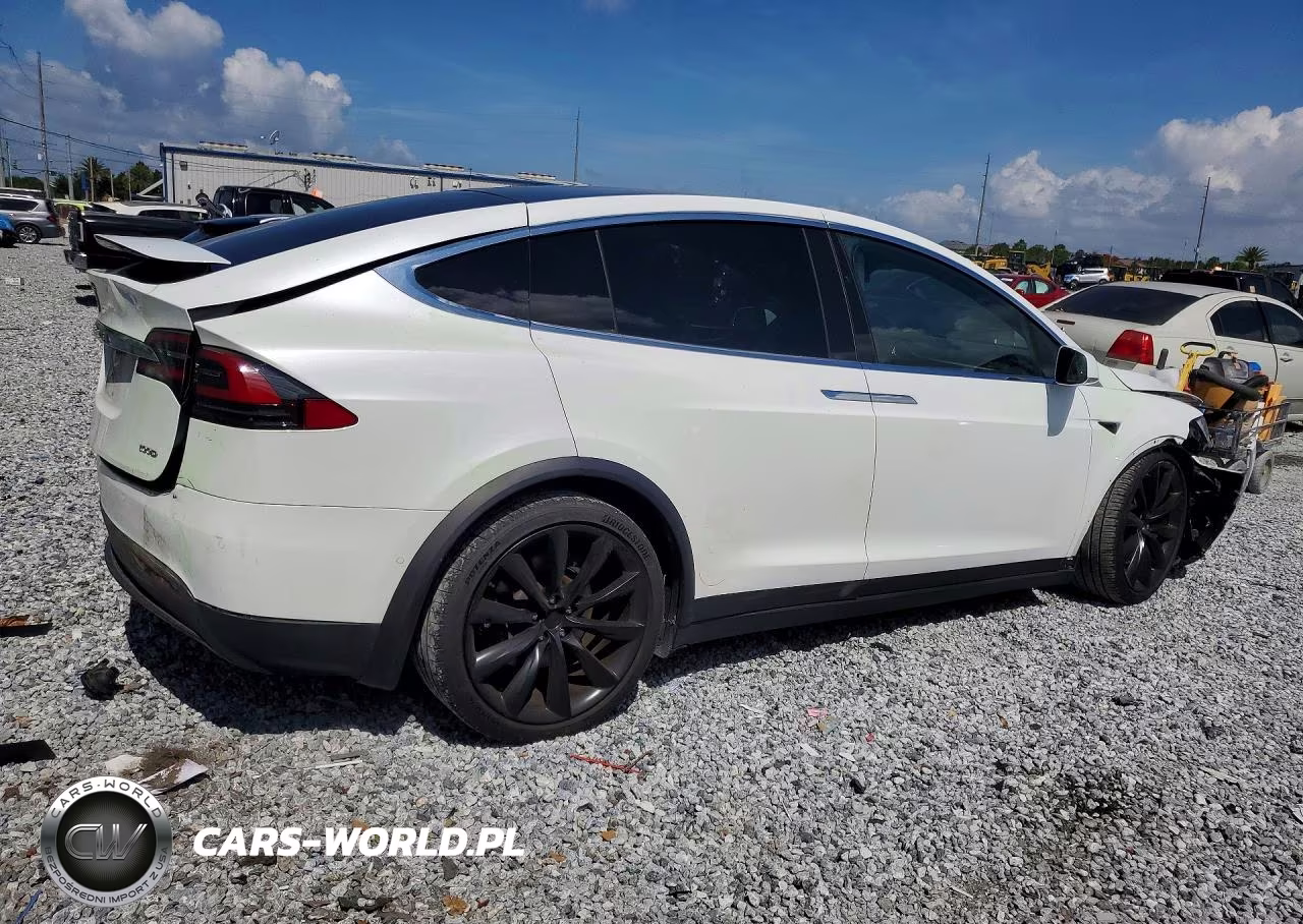 2017 Tesla X VIN:5YJXCBE28HF043879 - 3