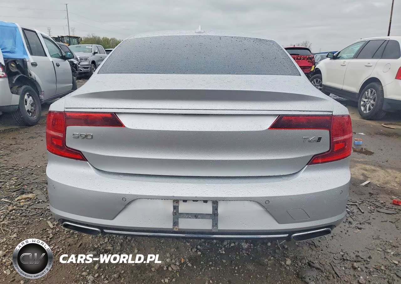 2017 Volvo S90 T6 Momentum VIN:YV1A22MK4H1011329 - 6