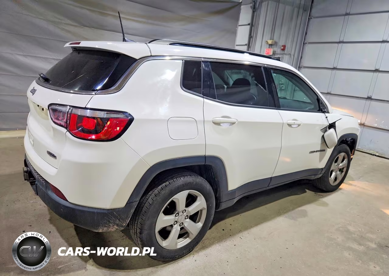2020 Jeep Compass Latitude VIN:3C4NJDBB3LT121962 - 3