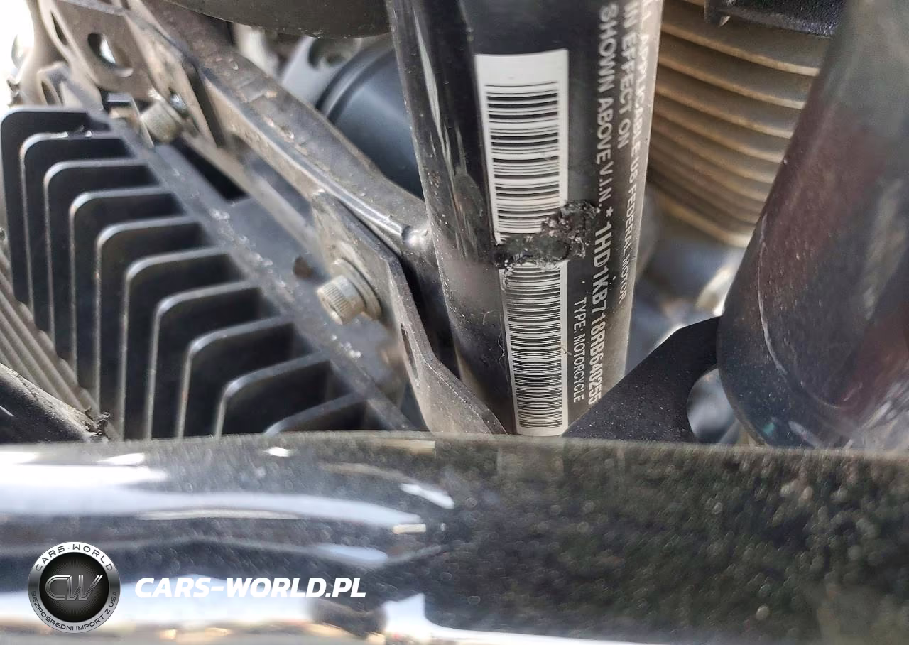 2024 Harley Davidson Flhx VIN:1HD1KB718RB640255 - 10